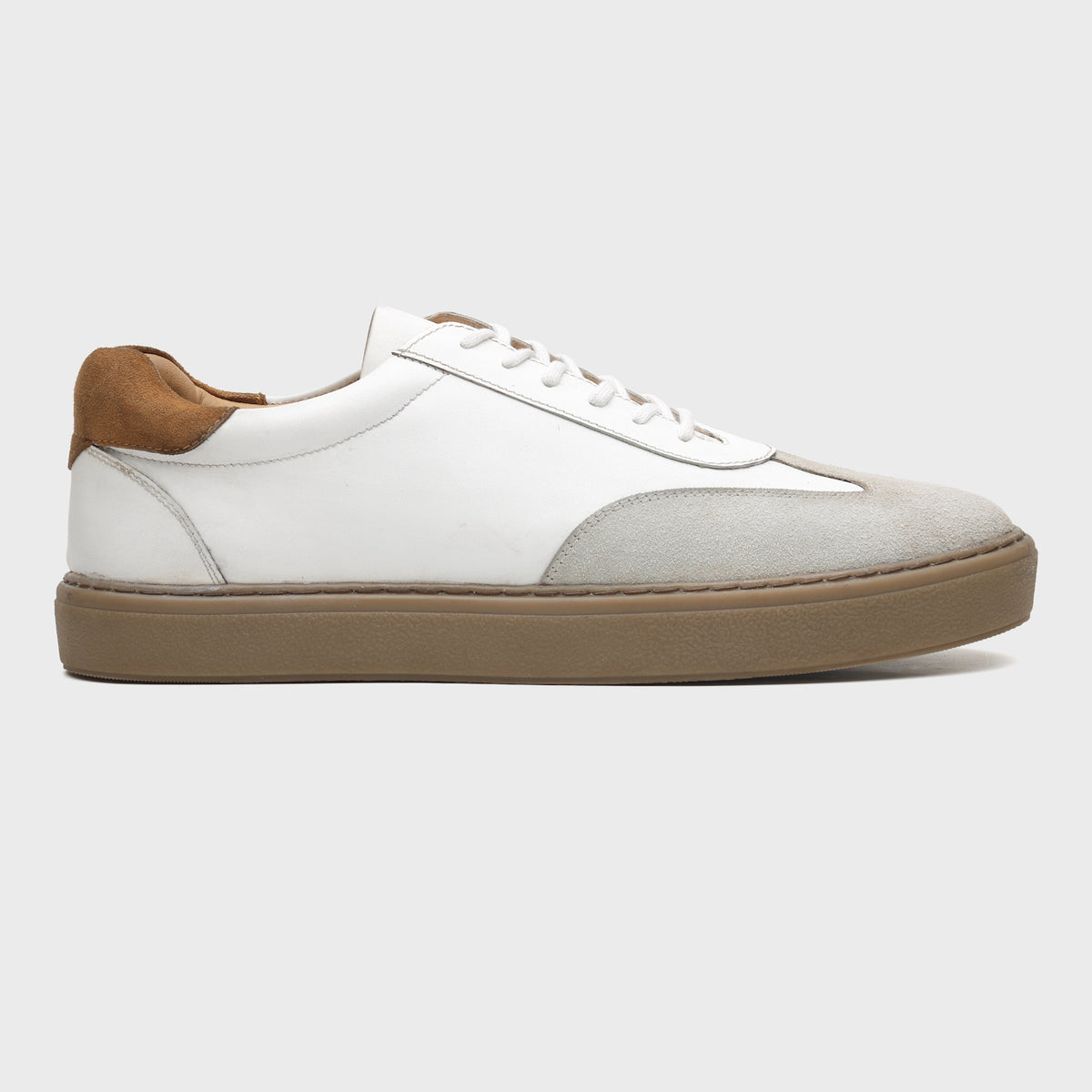 Minimalist Off-White & Suede Trainer Sneakers
