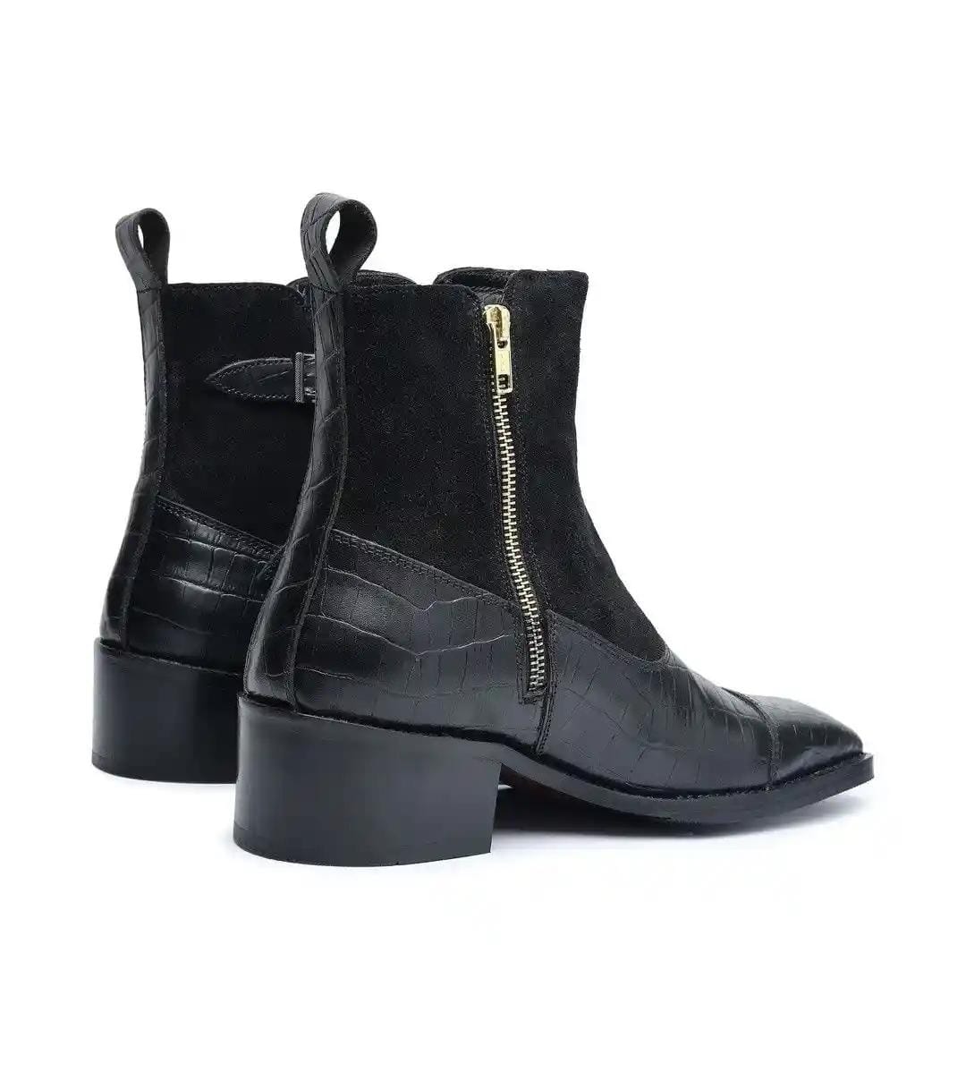 The Shadow Crossover Buckle