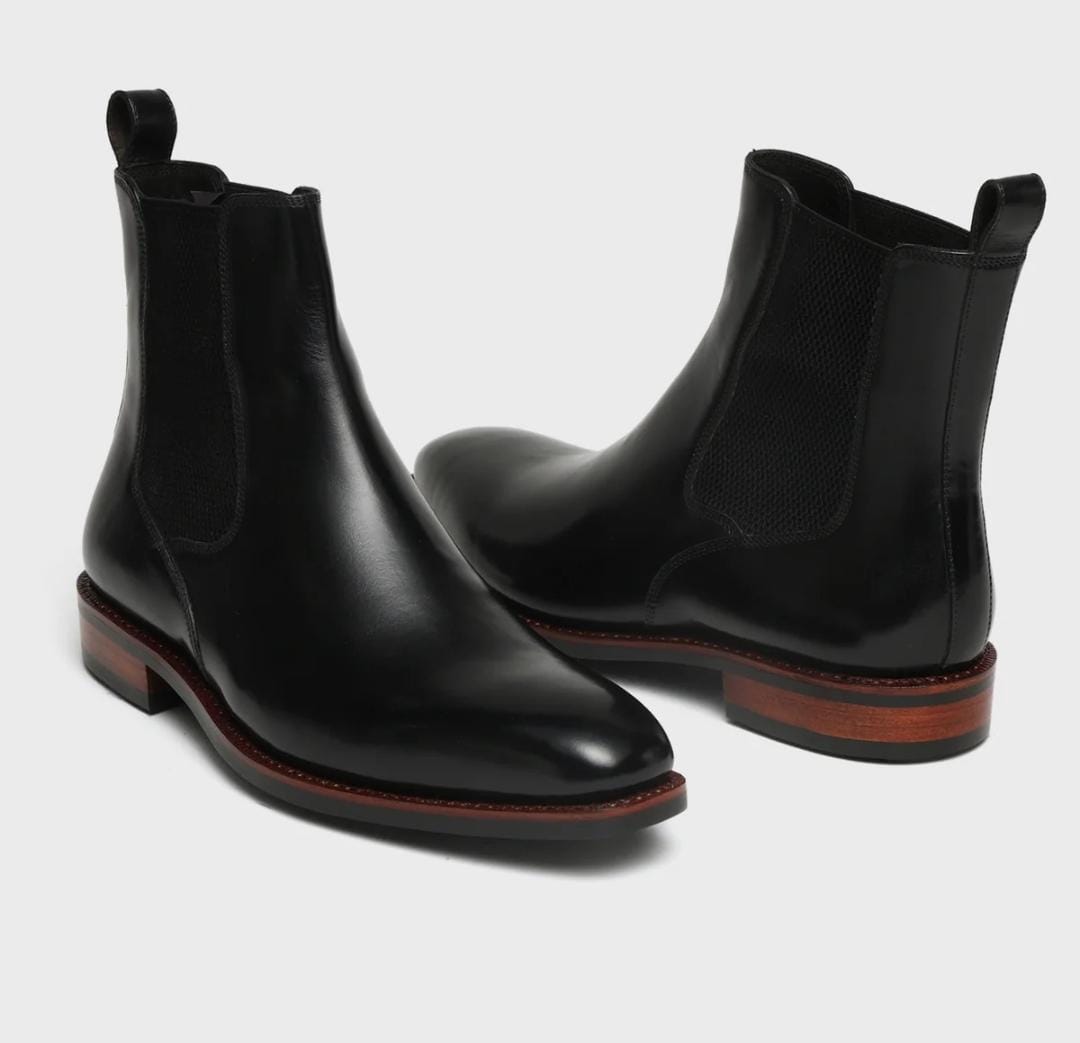 The Obsidian Leather Chelsea Boots